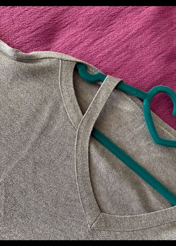 Gri V Yakalı Örgü Kadın Kazak - Görsel 4