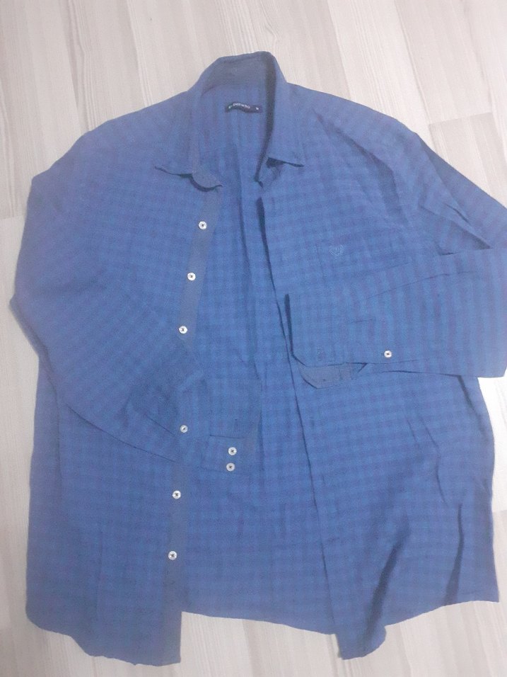 Mavi Düğmeli Erkek Gömlek - Görsel 2