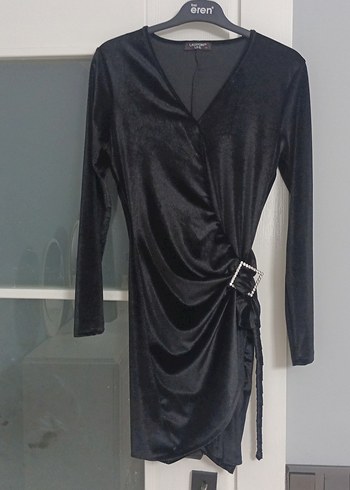 Siyah kadife parlak tokalı Mini Elbise - Görsel 4