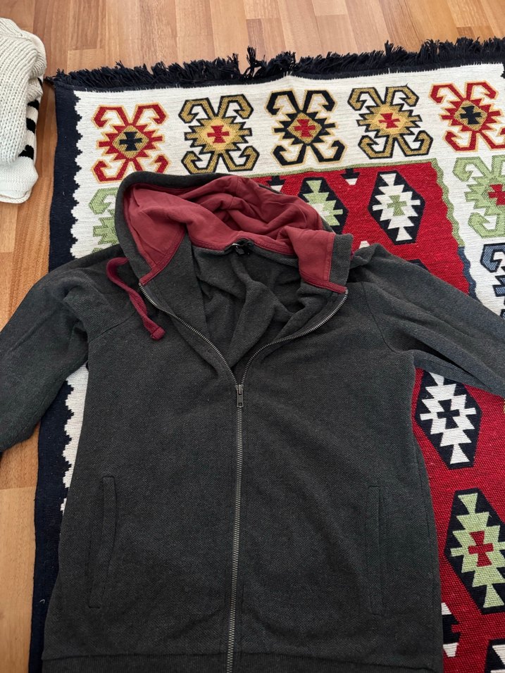 Fermuarlı kapüşonlu hırka - Görsel 2