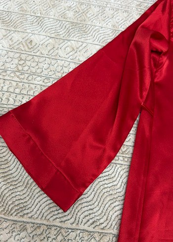 Kadın Kırmızı Uzun Kollu Saten sabahlık - Görsel 2