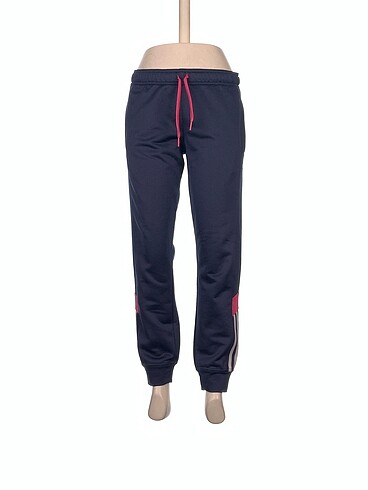 Adidas Eşofman Altı %70 İndirimli.