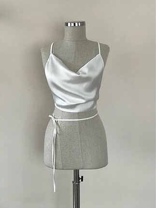 Saten crop top