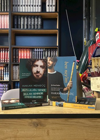 Hakan Mengüç Kitap Seti - Mutluluğu Sende ve Ben Neyim
