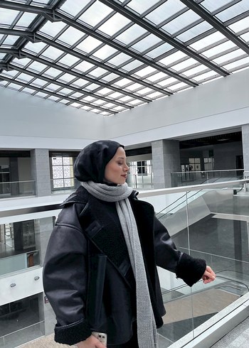 Gri Kürklü Siyah Midi Kışlık Kadın Ceket