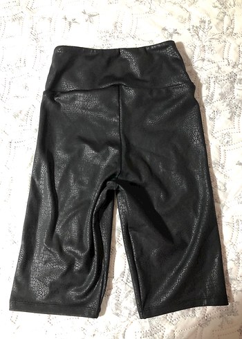 Siyah Deri Midi Şort - Görsel 2