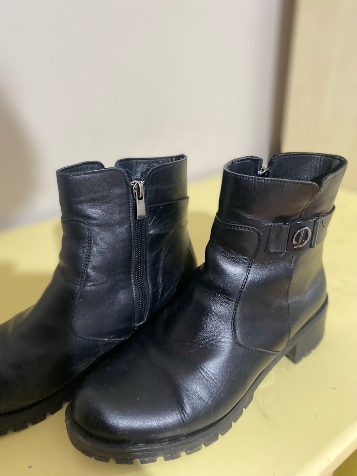 Hakiki Deri Siyah Tokalı Topuklu Kadın Bot - Görsel 4