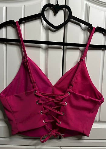 Pembe V Yaka İnce Askılı Büstiyer - Görsel 2