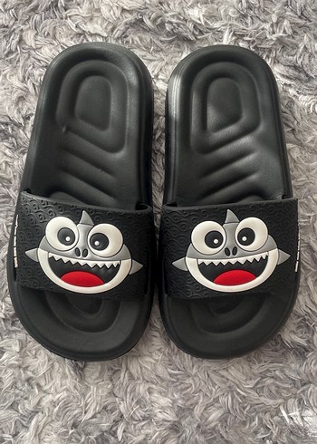 Gezer Siyah Erkek Çocuk Terlik - Görsel 3