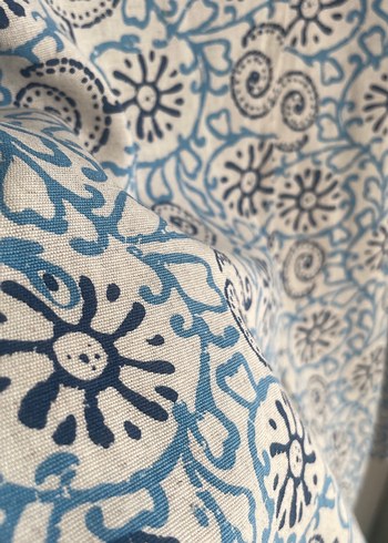 Mavi Bağlama Desenli Yırtmaçlı Uzun Etek - Görsel 3