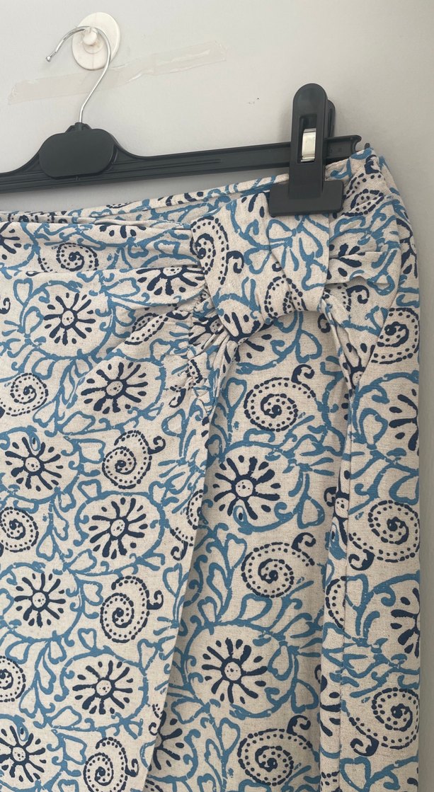 Mavi Bağlama Desenli Yırtmaçlı Uzun Etek - Görsel 2