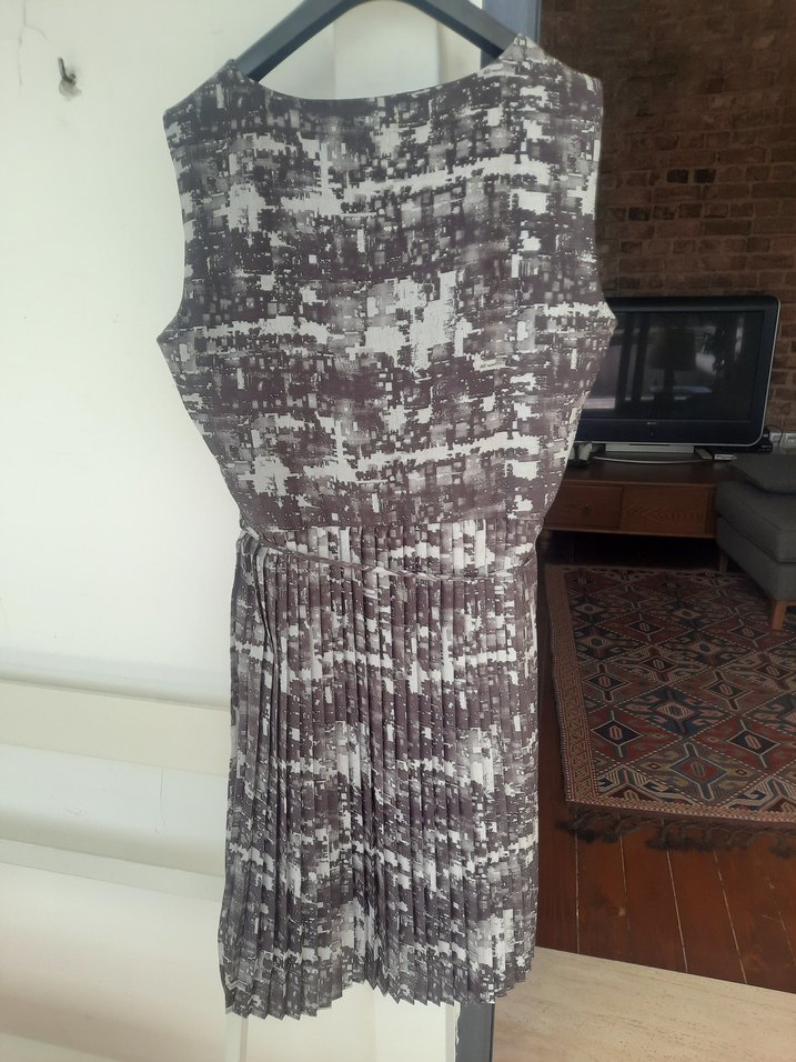 Yargıcı Elbise - Görsel 2