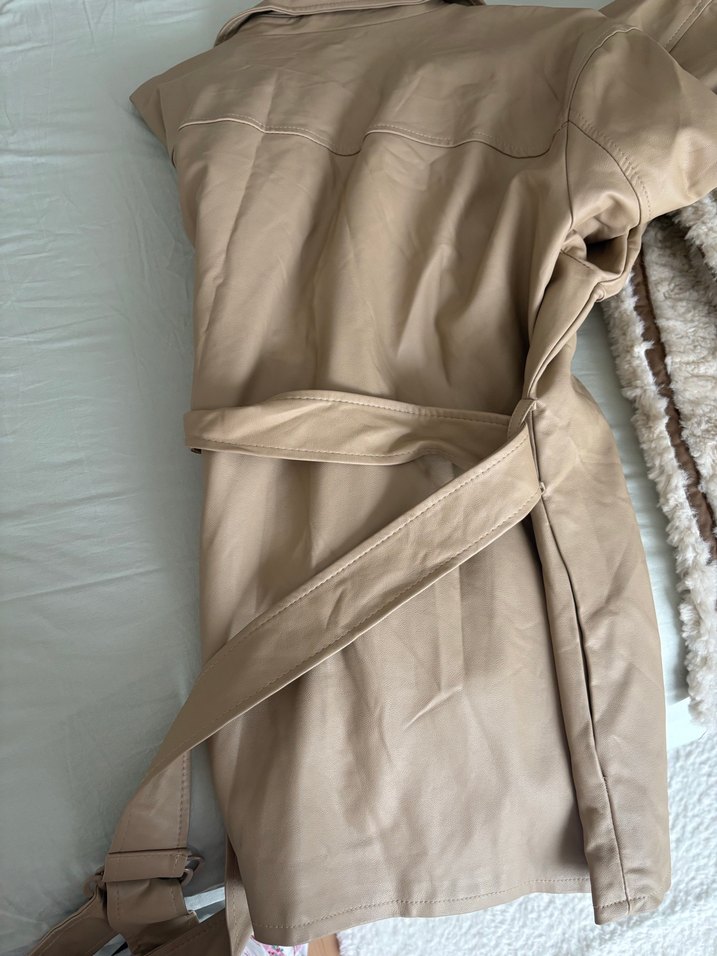 Bej Düğmeli Deri Midi Ceket - Görsel 3