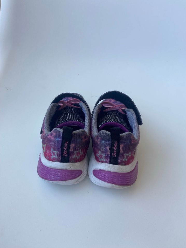 Skechers Kız Çocuk Renkli Bağcıklı Spor Ayakkabı - Görsel 4