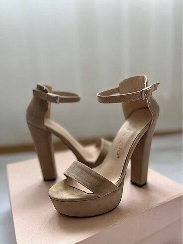 Platform bej süet topuklu - Görsel 7