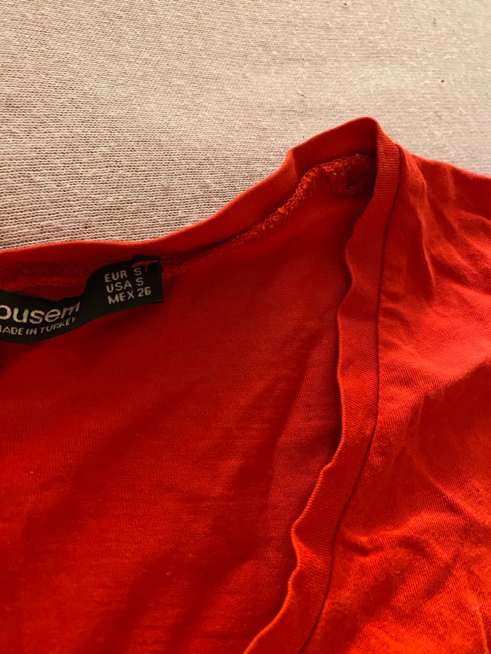 Kırmızı V Yakalı Kısa Kollu Hamile Elbisesi - Görsel 4