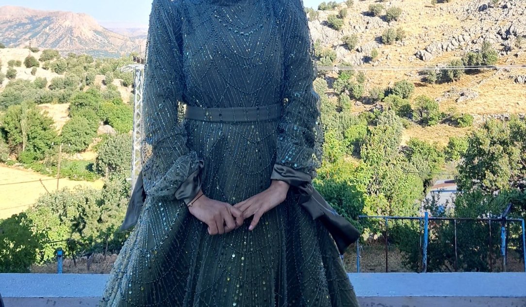 İşlemeli Uzun Kollu Haki Kadın Abiye kiralık 1000 - Görsel 2