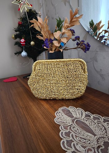 Zara Altın Renk Örgü Kadın Clutch Çanta