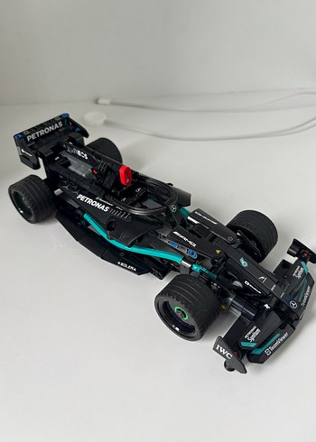 Lego Technic Mercedes-AMG F1 W14 EPerformancePull-Back 42165