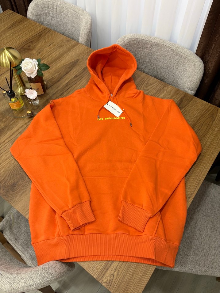 Canlı Turuncu Kapüşonlu Sweatshirt — görsel 2/3