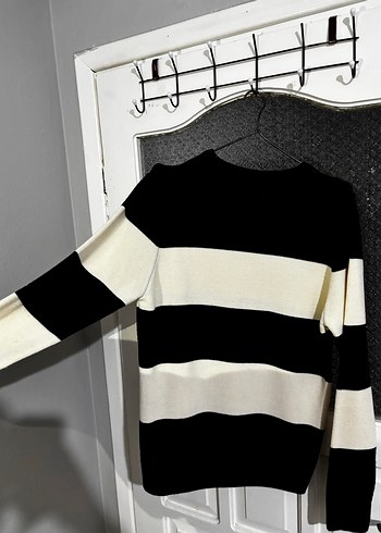 Kürk Detaylı Siyah Ceket - Görsel 10