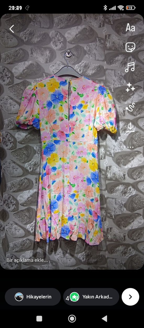 Renkli V Yakalı Midi Elbise - Görsel 3