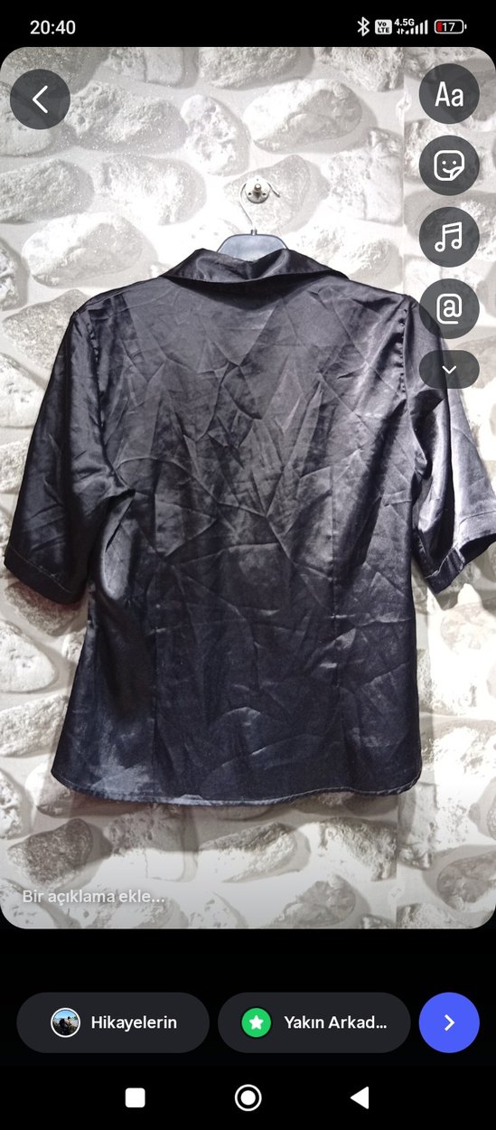 Saten Görünümlü Siyah V Yakalı Gömlek - Görsel 2