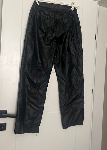 Kadın Siyah Deri Pileli Midi Pantolon - Görsel 5