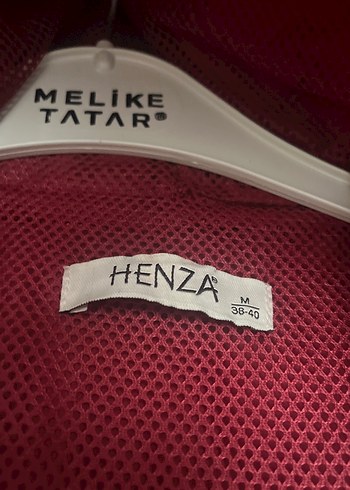 Bordo Uzun Düğmeli Kadın Yağmurluk - Görsel 2