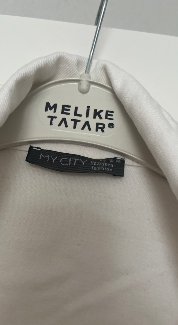 Düğmeli Beyaz Keten Midi Ceket - Görsel 2