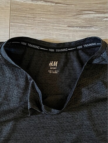 s Beden H&M spor üstü