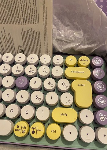 Logitech Pop Keys Çok Renkli Mekanik Klavye - Görsel 3