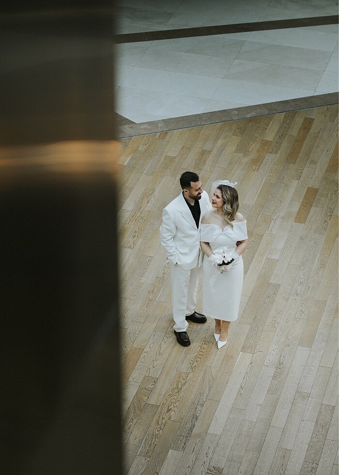 Beyaz nikah elbisesi ve aksesuarları - Görsel 3