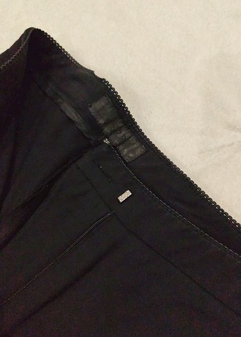 Siyah Kadın Midi Kumaş Pantolon - Görsel 2