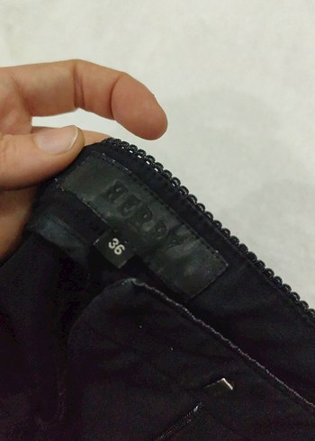 Siyah Kadın Midi Kumaş Pantolon - Görsel 3