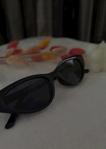Siyah Minimalist Gotik Kadın Gözlüğü