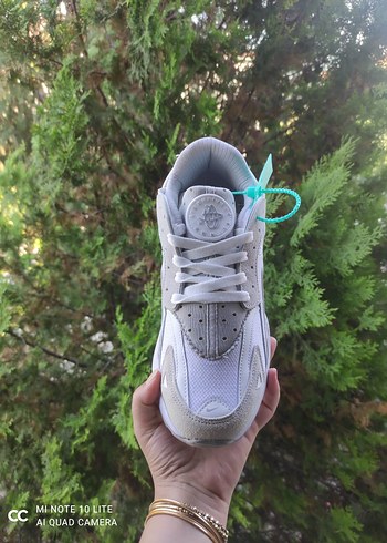40 Beden Gri Beyaz Bağcıklı Kadın Sneaker
