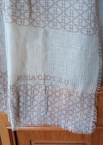 Bej Dokulu Bohem Polo Tarzı Şal - Görsel 2