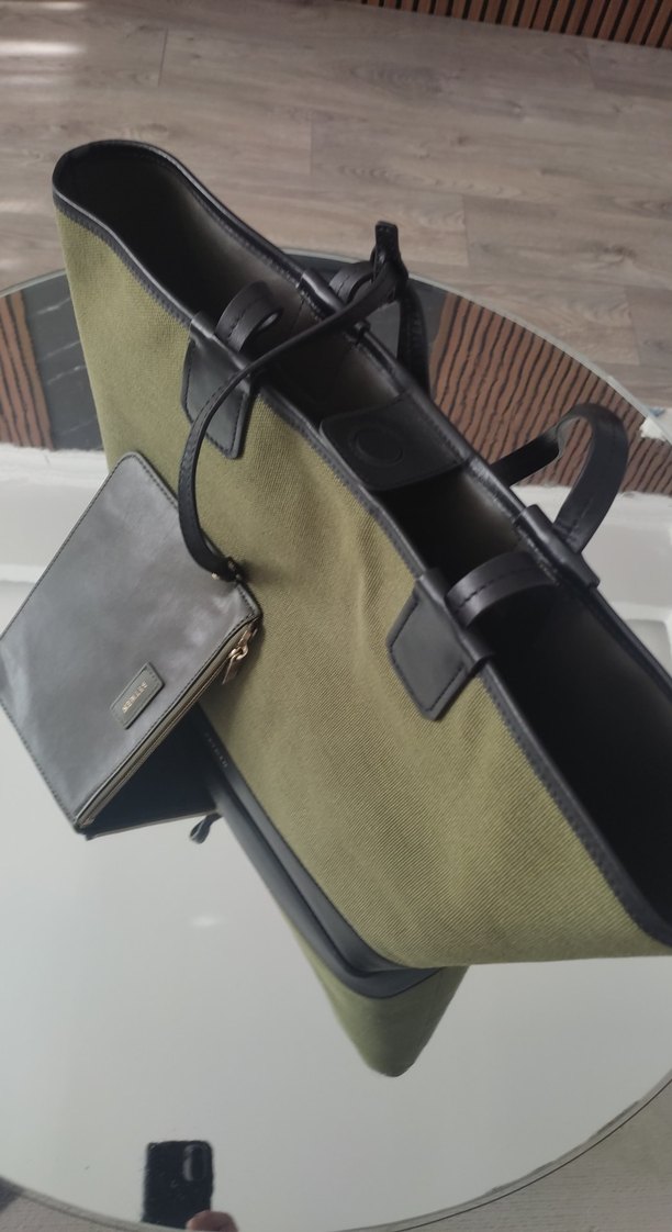 Kemer Detaylı Yeşil Kadın Omuz Çantası - Görsel 4