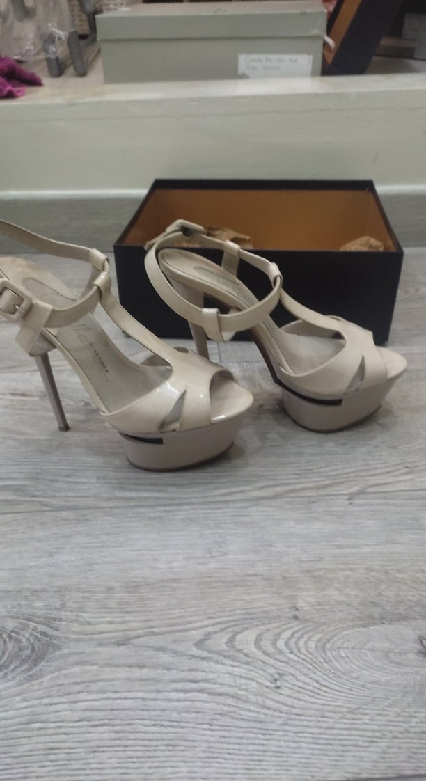 Bej Rugan Tokalı İnce Topuklu Kadın Ayakkabı - Görsel 2