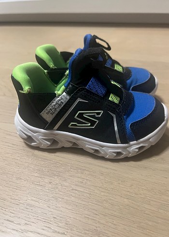 Renkli Erkek Çocuk Spor Ayakkabı Velcro