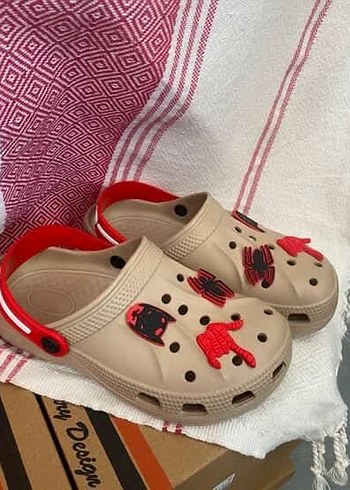 Crocs Crocs Erkek Çocuk Kahverengi Kaydıraklı Terlik