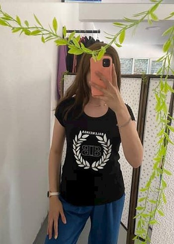 Siyah Baskılı Kadın Tişört