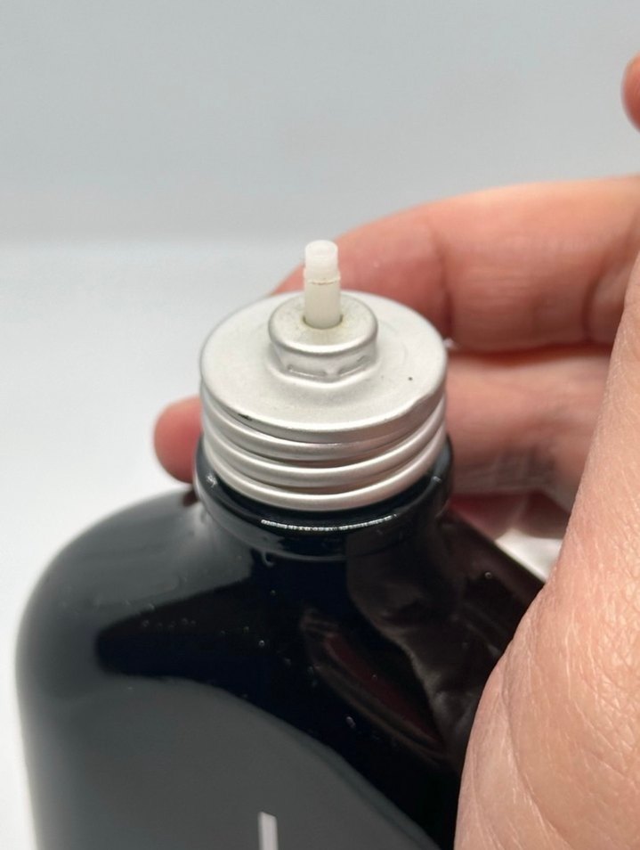 Calvin Klein CK One Shock Erkek Parfümü - Görsel 3