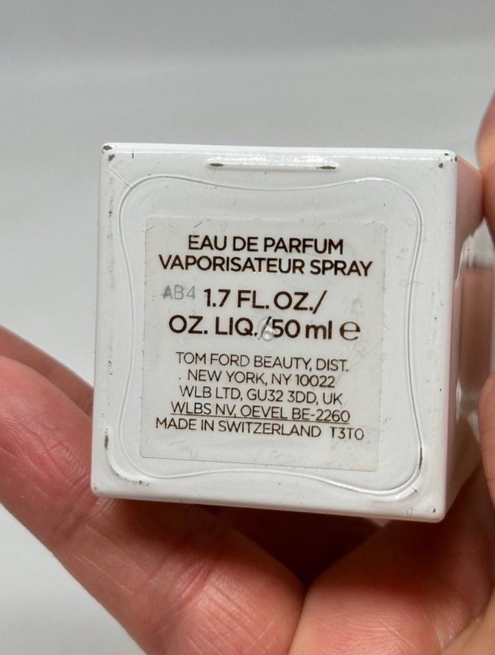 Tom Ford Soleie Blanc Kadın Parfümü 50 ml - Görsel 3