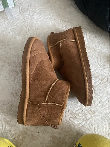 Ugg ayakkabı