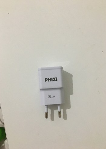 Beyaz ve siyah USB telefon şarj cihazları - Görsel 3