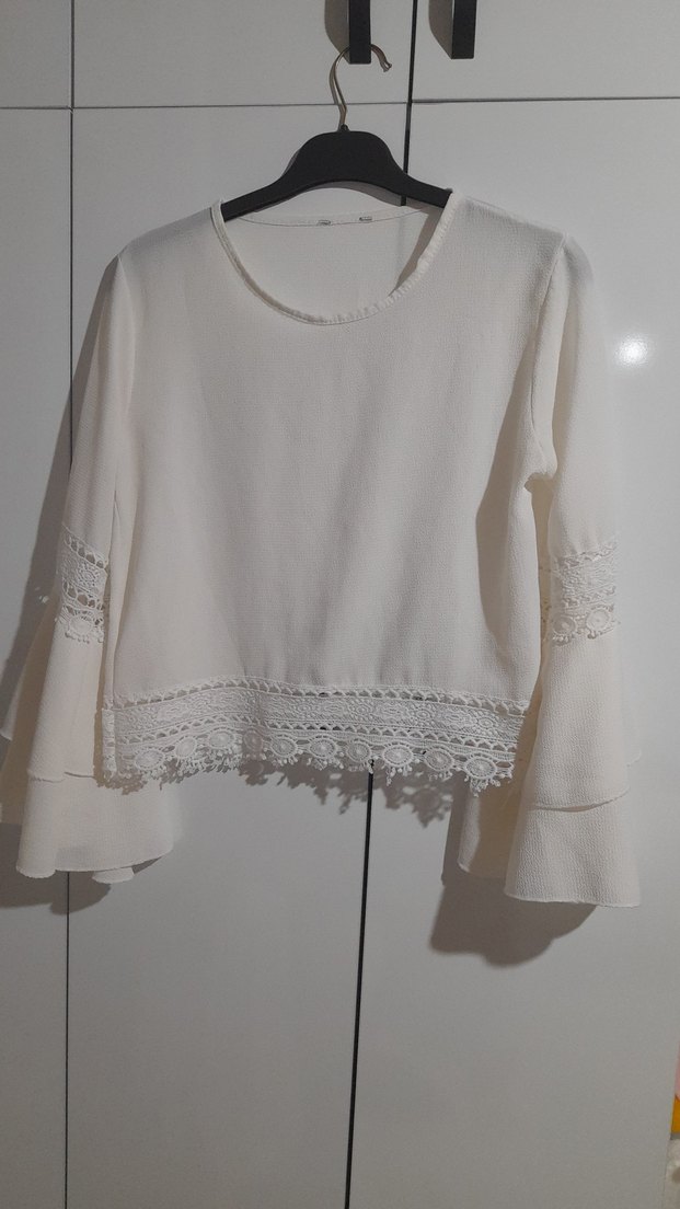 Dantel Detaylı Beyaz Uzun Kollu Bluz - Görsel 3