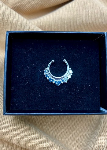 Gümüş rengi Kalpli Kadın Sahte Burun piercing - Görsel 3