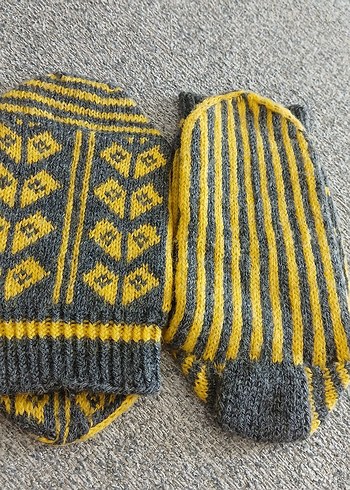 Sarı Gri Desenli Çorap - Görsel 3